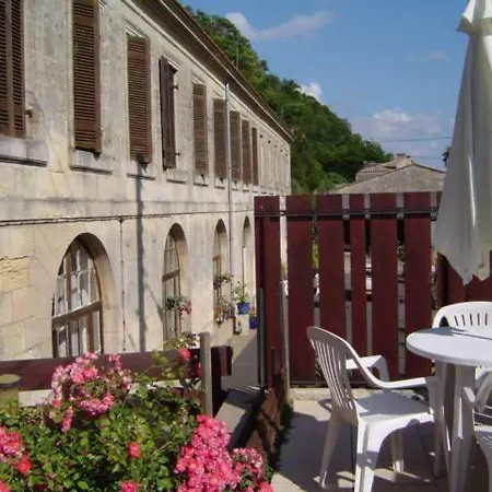 Le Chez Nous