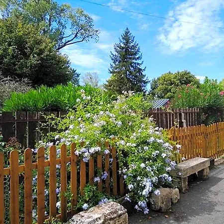 Le Chez Nous Bed & Breakfast