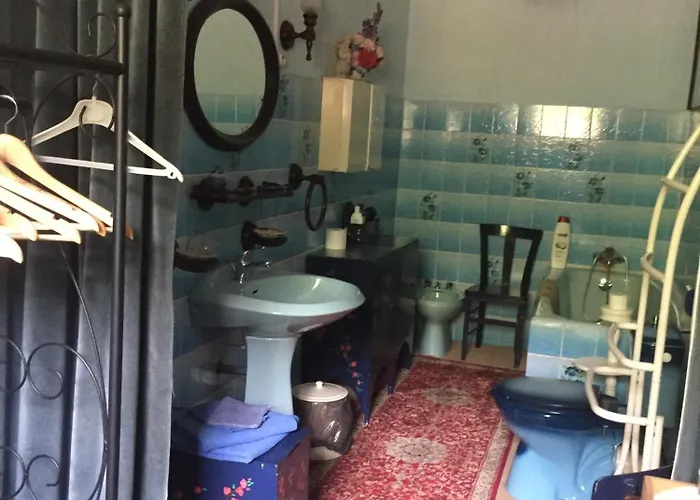 Le Chez Nous فندق مبيت وإفطار 3*